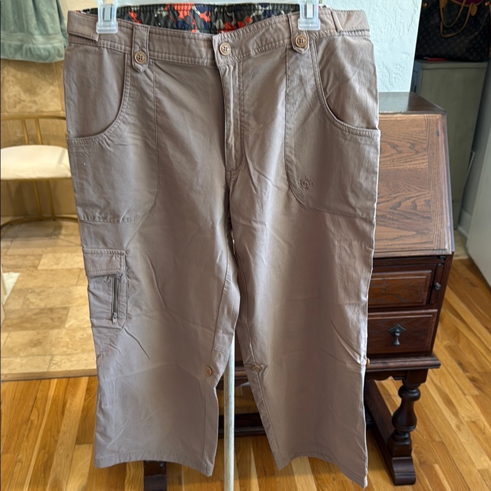 Magellan sportswear Tan Cargo Pants